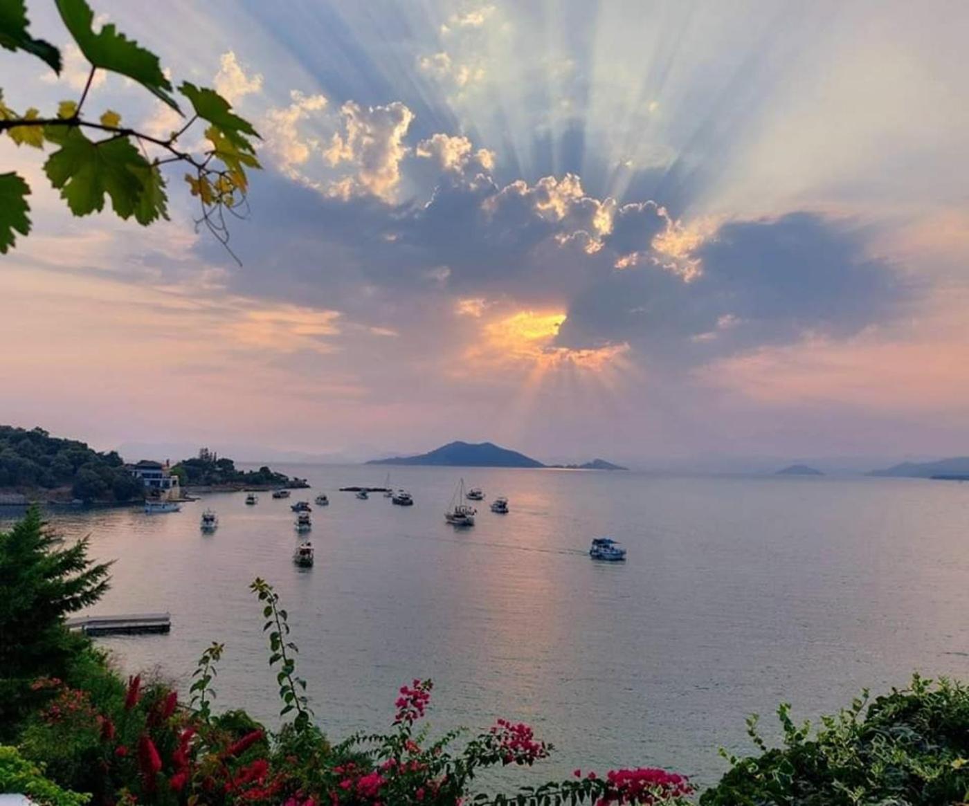 Ece Hotel Sovalye Island Fethiye Exterior photo